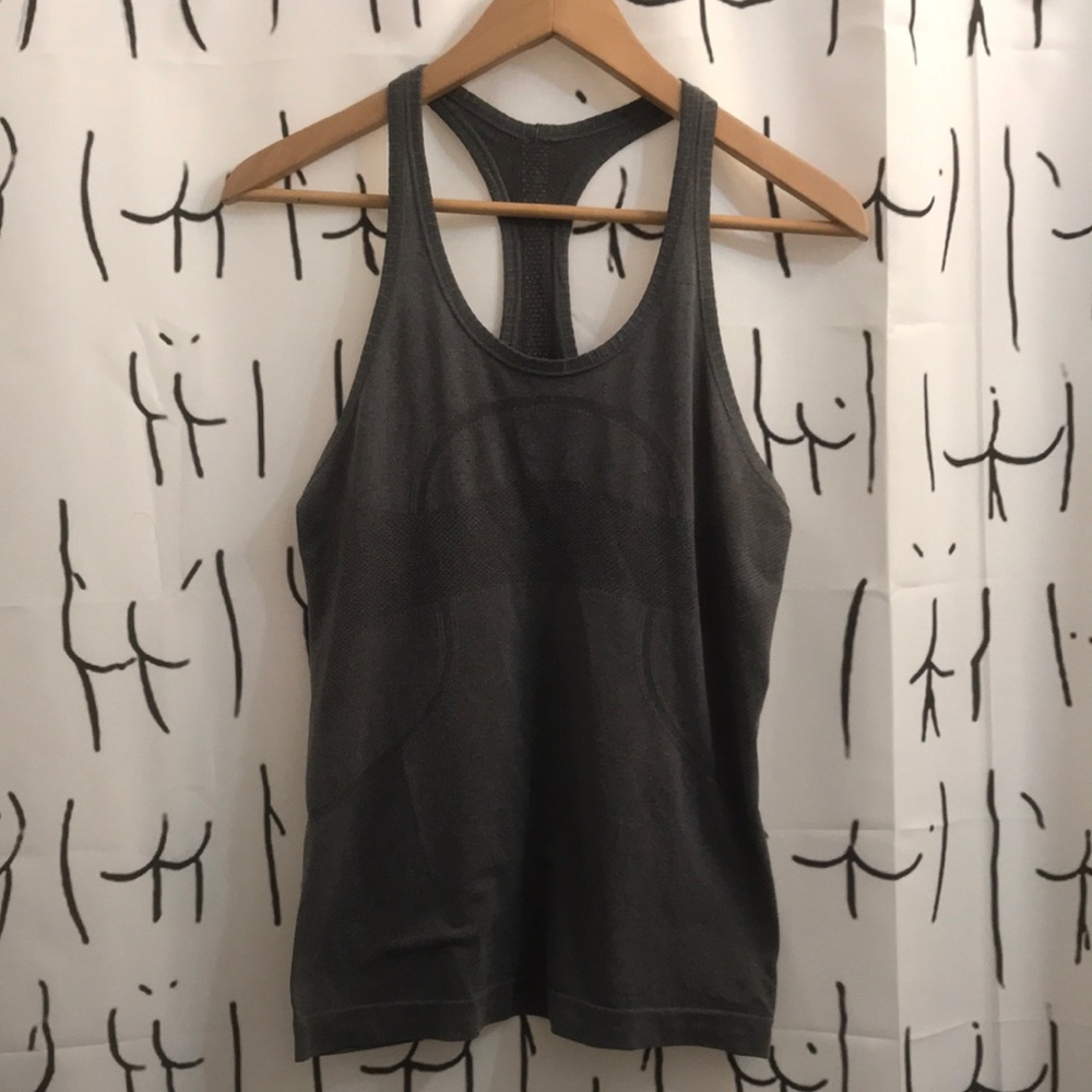 Lululemon - 8